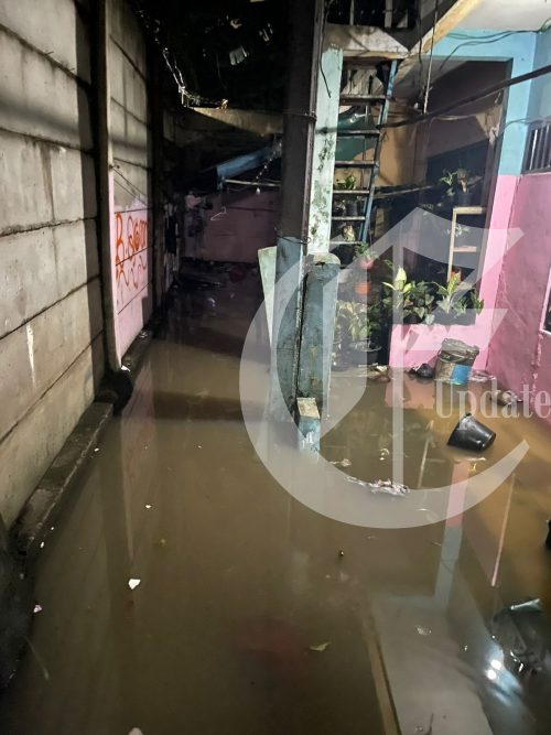 foto: Wilayah permukiman warga Tambun Selatan terdampak banjir akibat  diguyur hujan seharian
