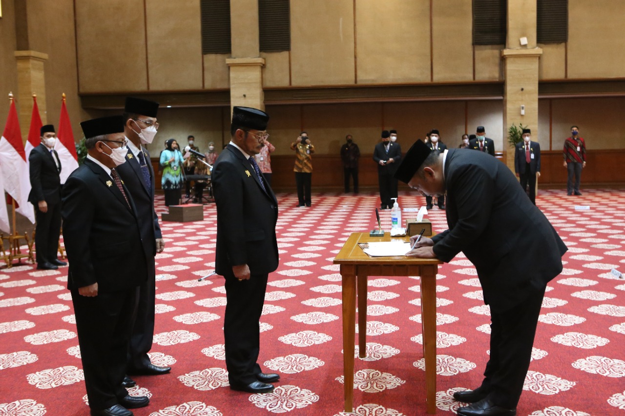foto: Menteri Pertanian Syahrul Yasin limpo melantik Andi Nur Alam Syah sebagai Dirjen Perkebunan, Kementerian Pertanian, (1/7/2022).