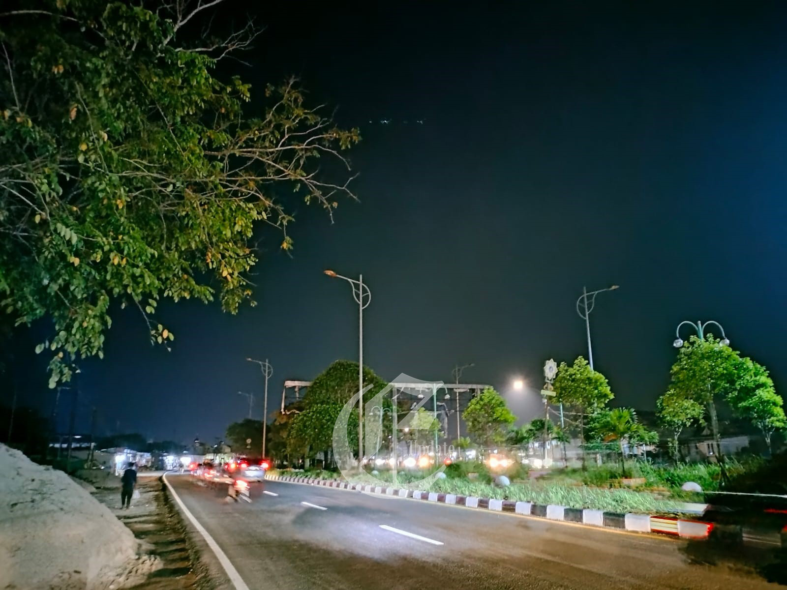 foto: Lampu Penerangan di Jalan Raya Alteri Pantura mati