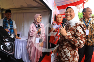 foto: Menaker RI Ida Fauziah saat menyampaikan sambutan 